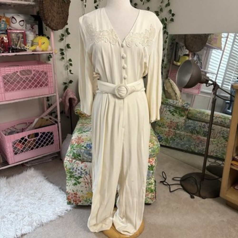 Vintage John Roberts Ivory Lace Detail Jumpsuit w/ Belt | Size 9/10 | USA Made